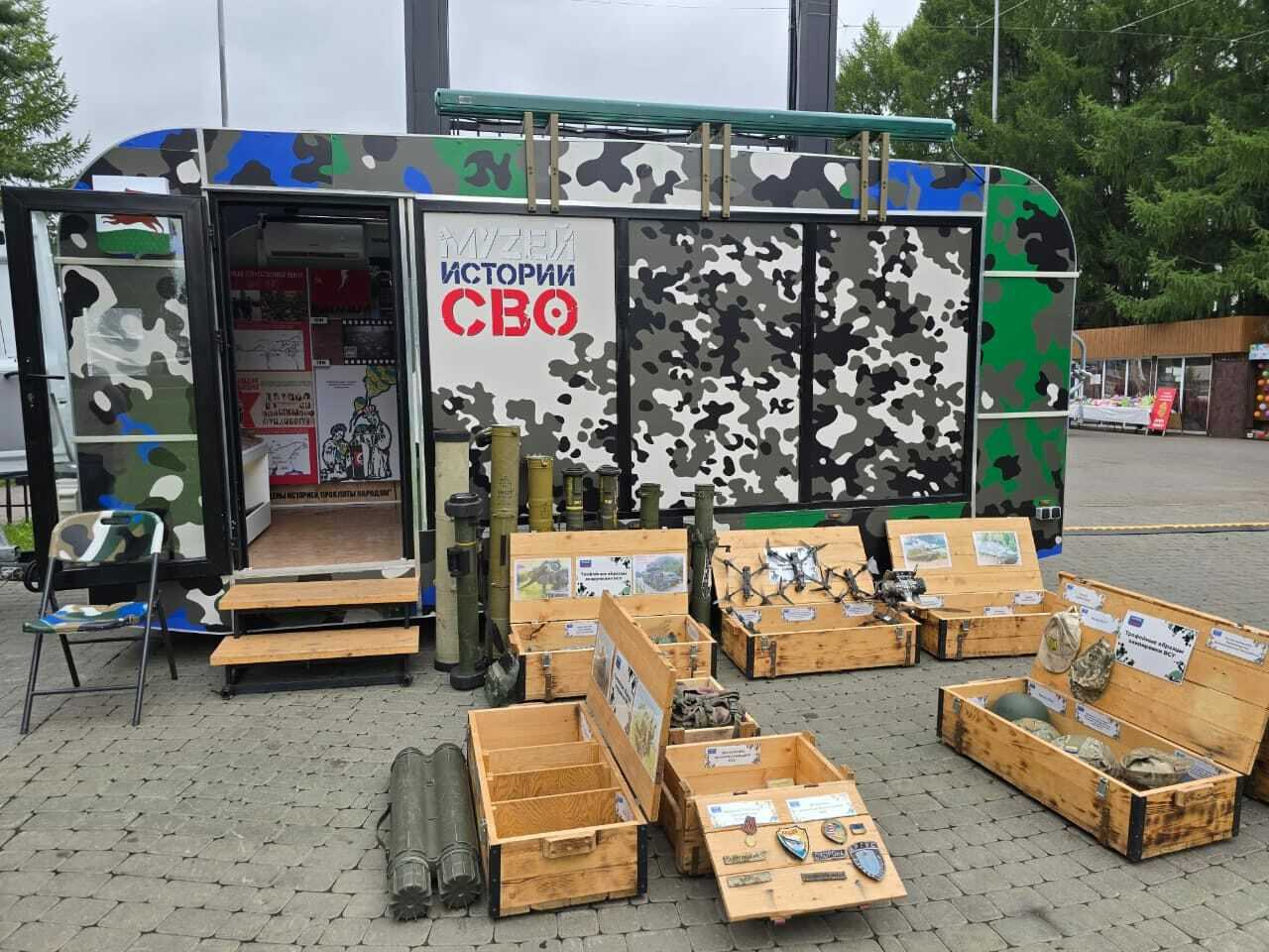 Хатлар хәрбиләрнең күңелен җылытсын!