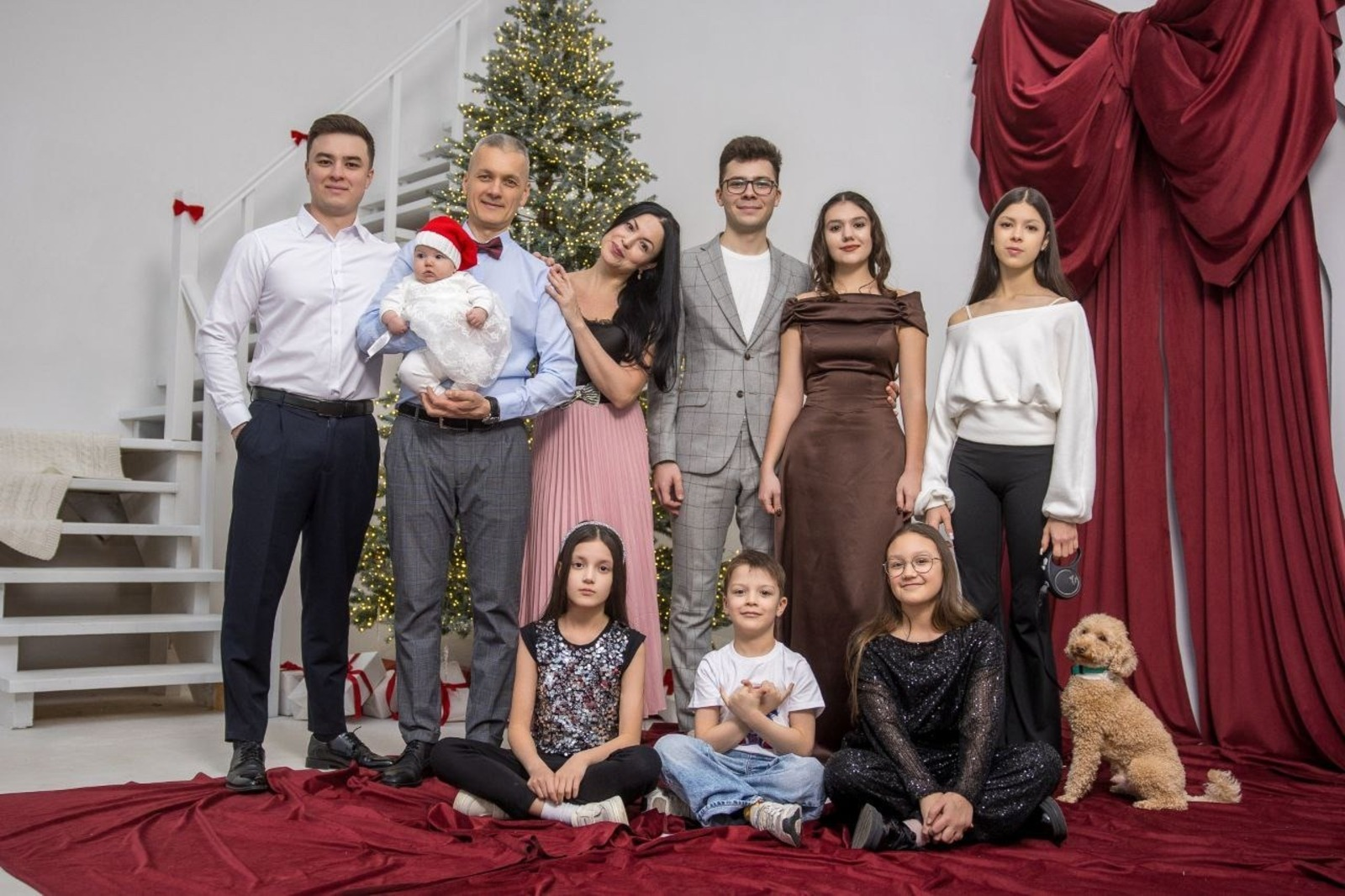 Монда мәхәббәт яши