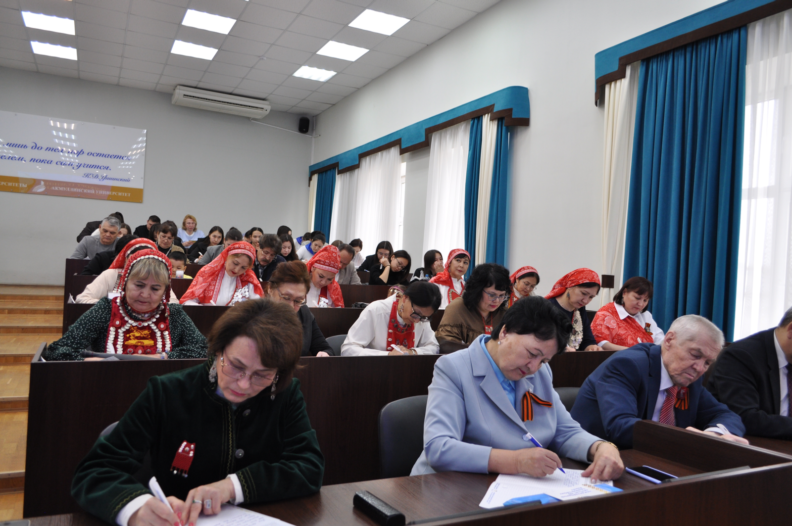 600дән артык мәйданчыкта диктант язачаклар