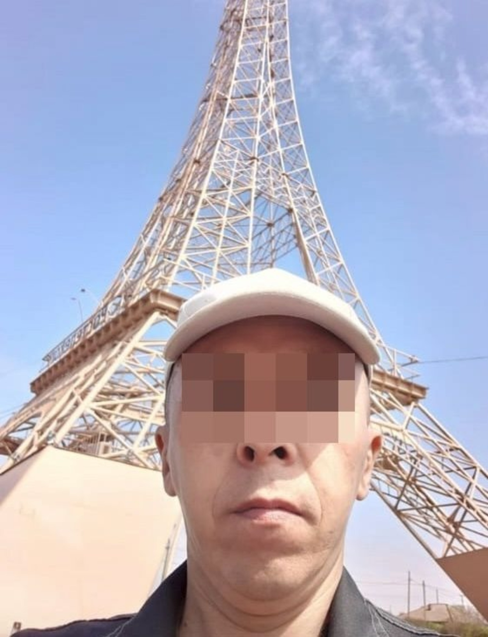 Үз балаларыннан качып йөри