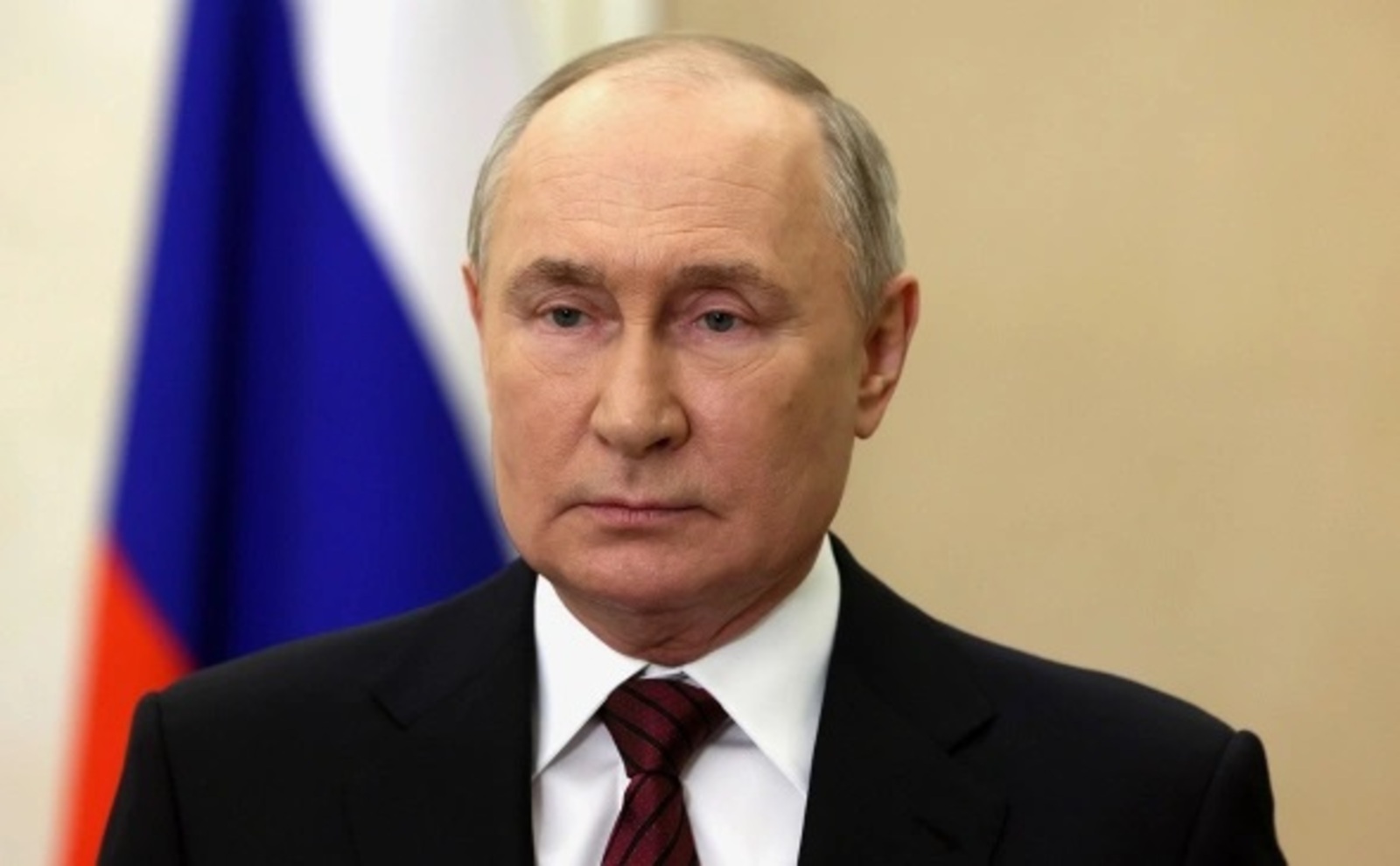 Владимир Путин: "Сугыш чоры шартларындагы кебек эшләргә кирәк!"