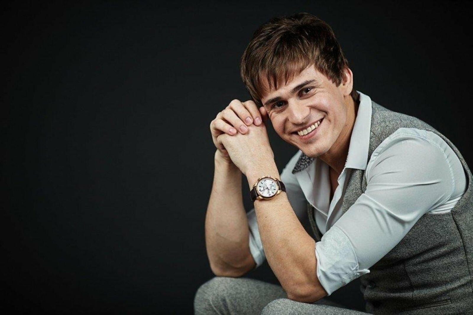 "Бу диваннар уже мин туганда монда торган..."