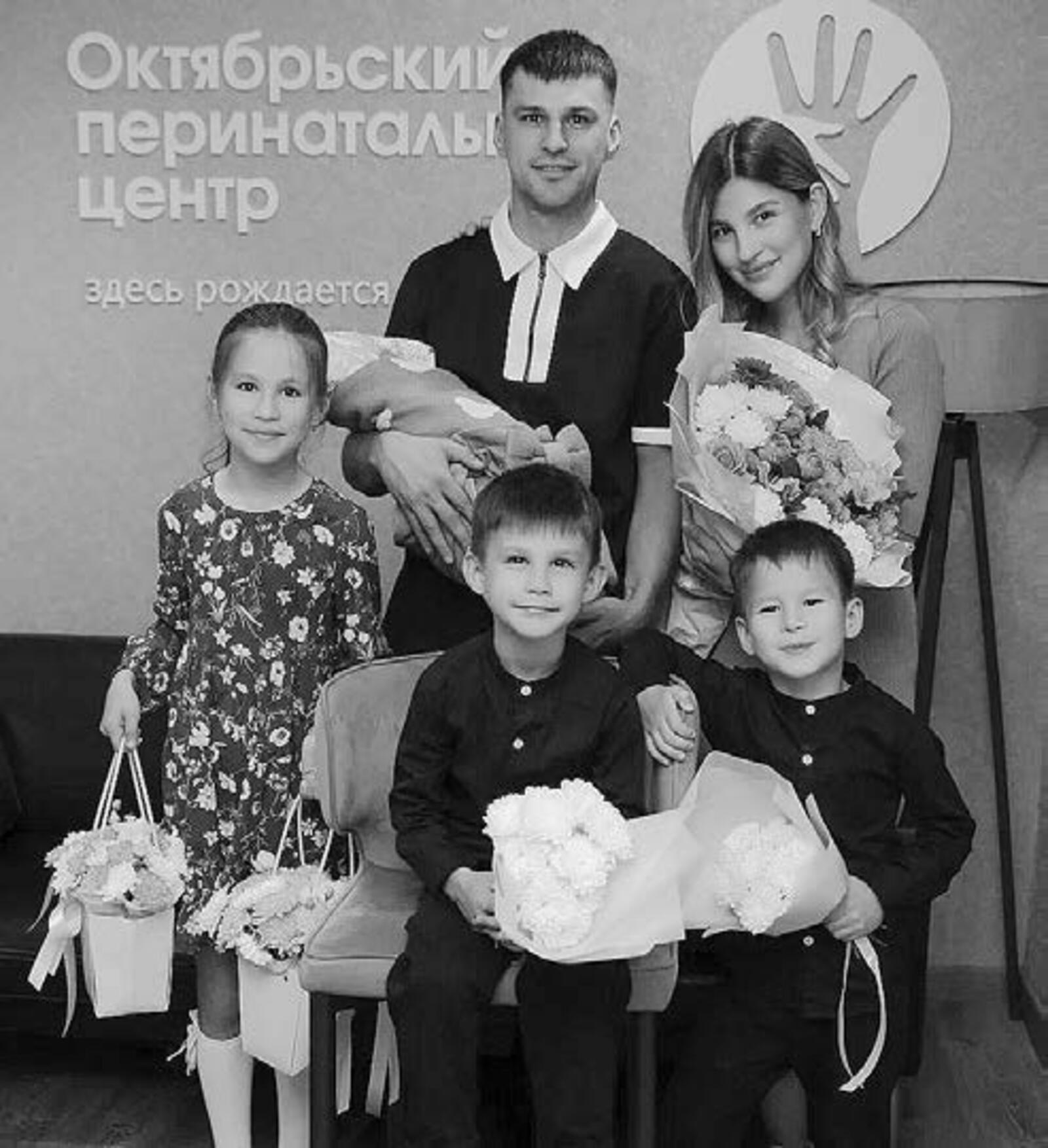 “Әни булу үз эшеңне ачуга киртә түгел”