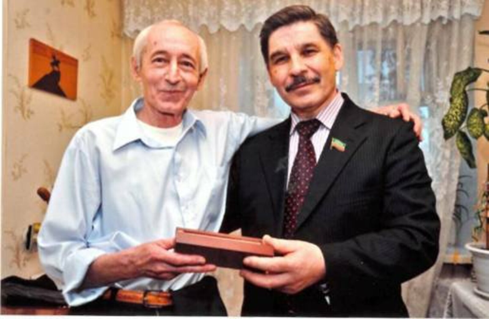 Гомер – искән җил генә...