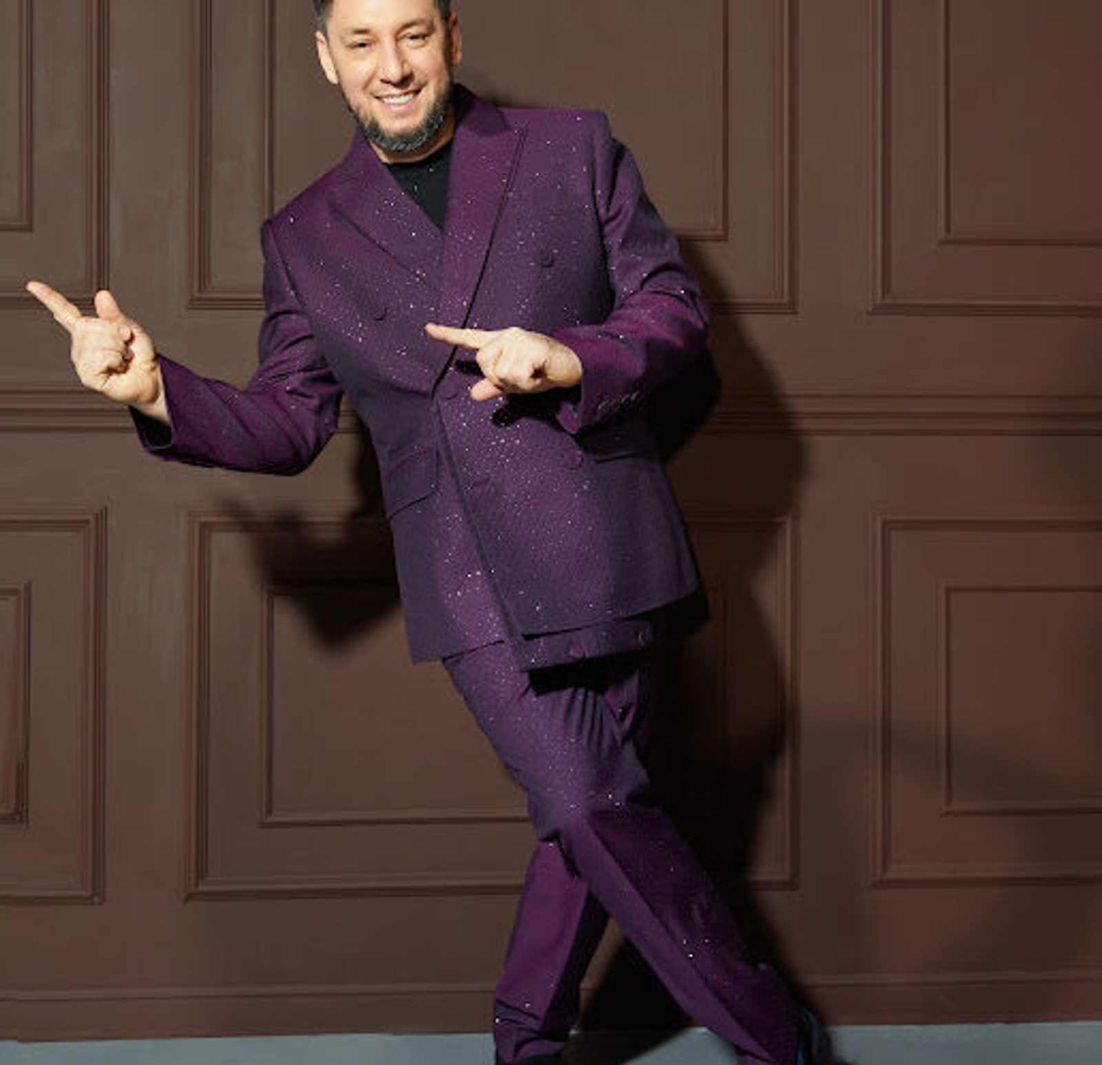 "Костюмнар гына 7 миллионлык..."