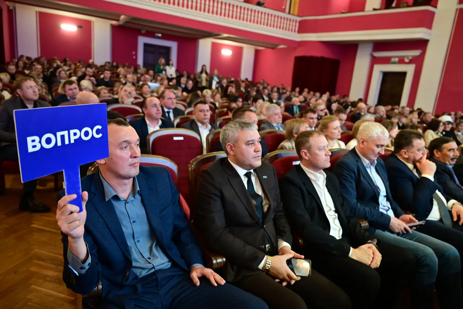 Андрей Назаров Октябрьский шәһәре эшкуарлары белән фикер алышты