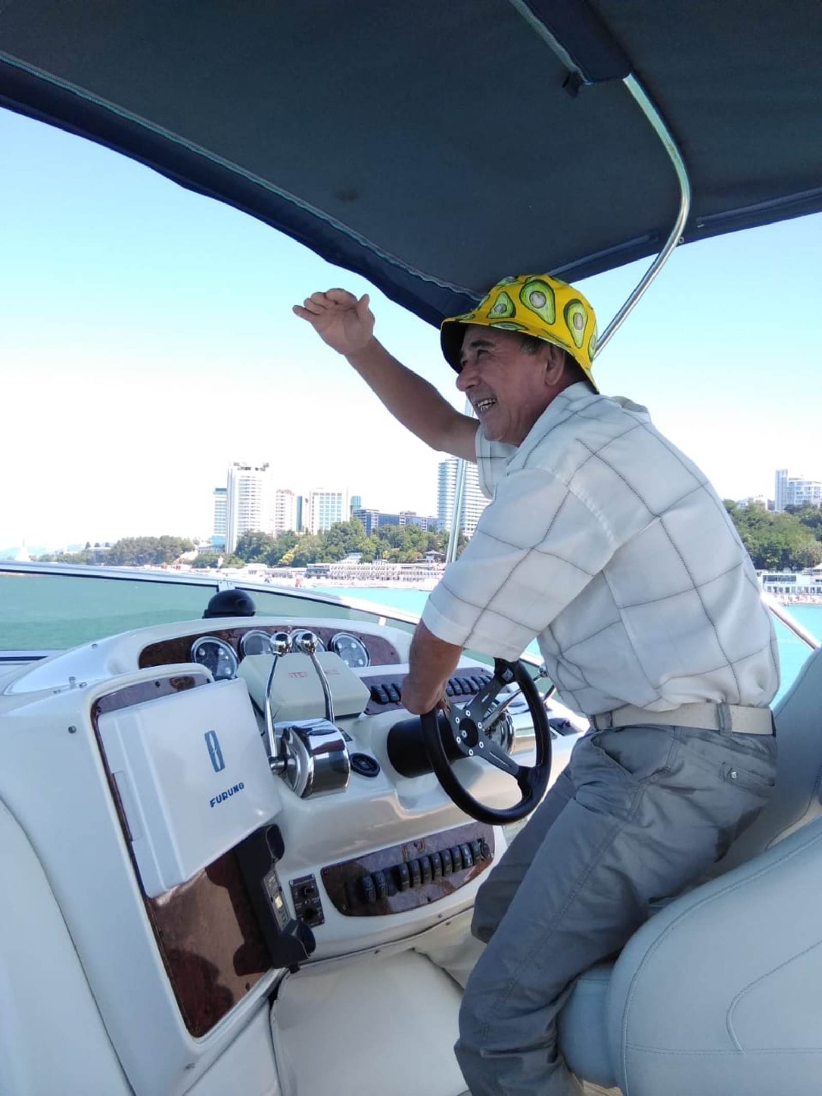 Армиядә булган кеше циркта көлми!