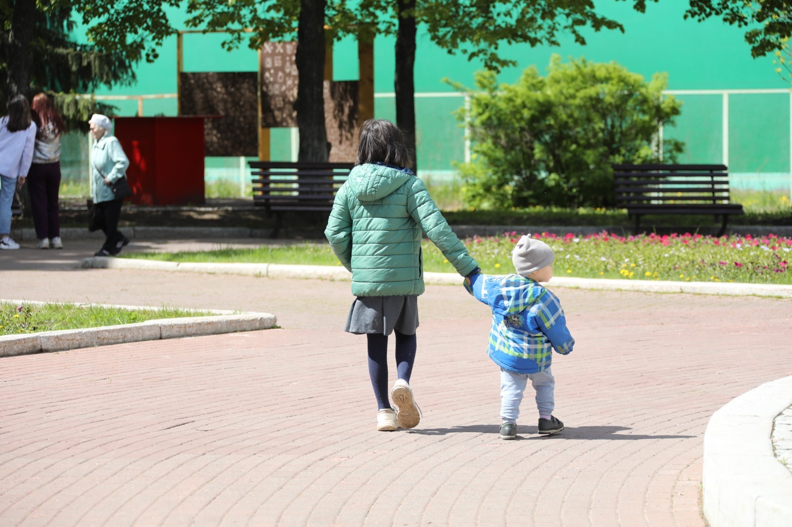 "Апам күземә җен булып күренде..."