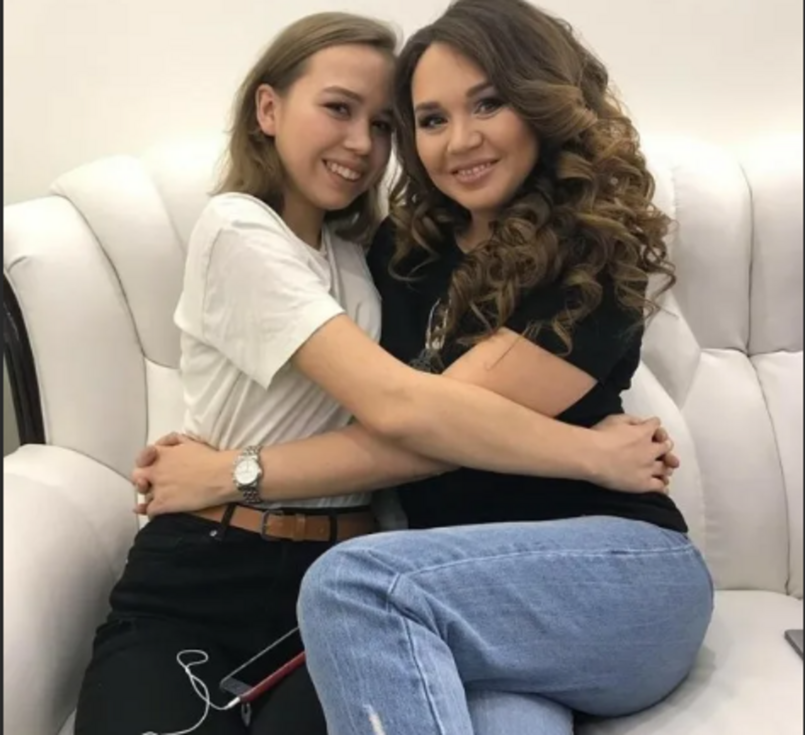 "Күземнән яшьләр ага..."