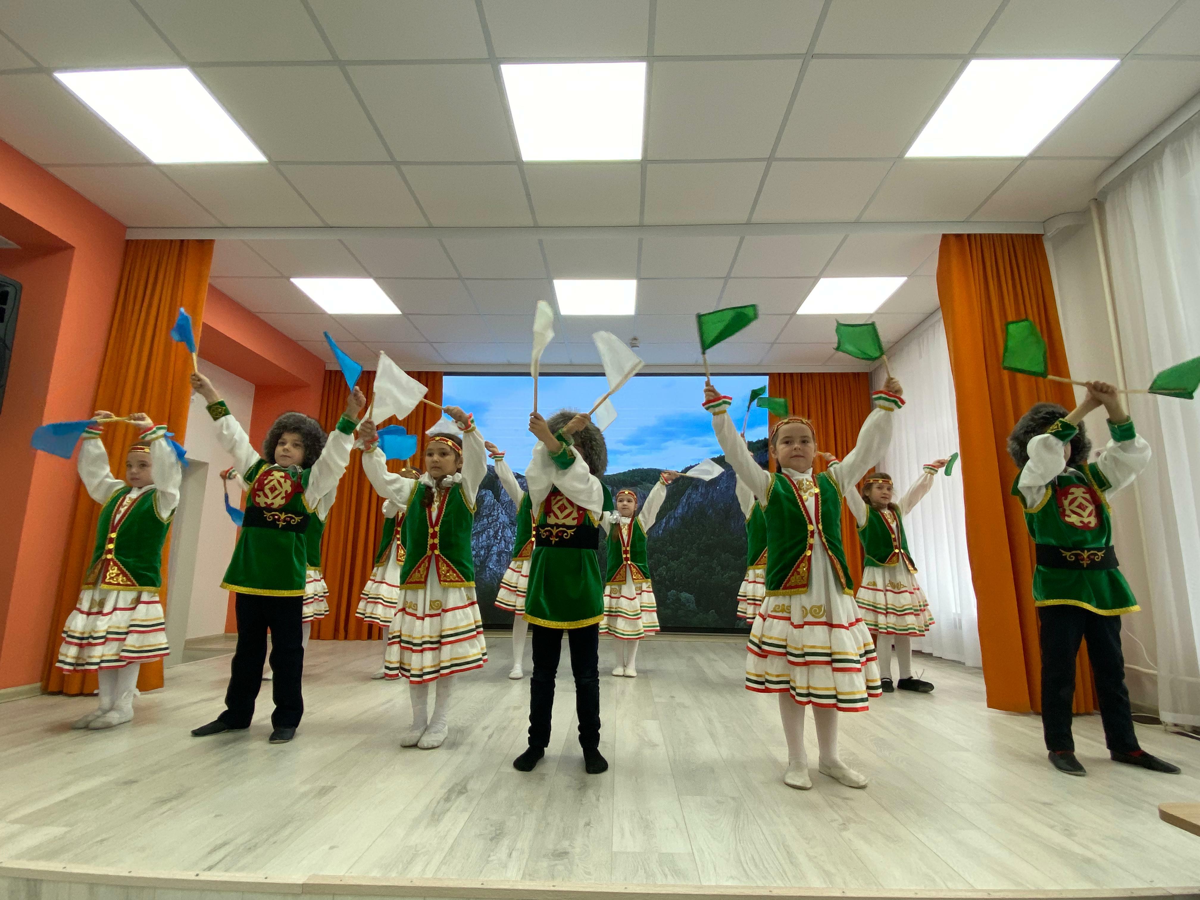 Югары Яркәйдә сәләтле балалар осталыкларын күрсәтте