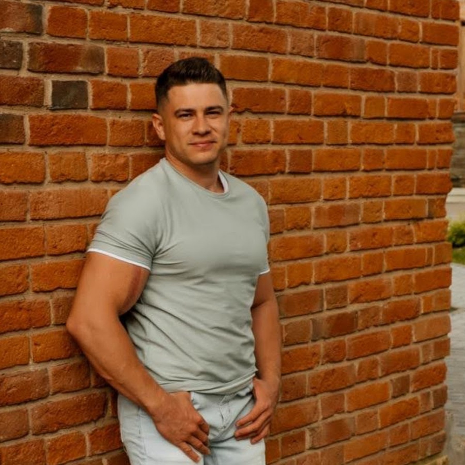 "Әнисе исән булуына ышана..."