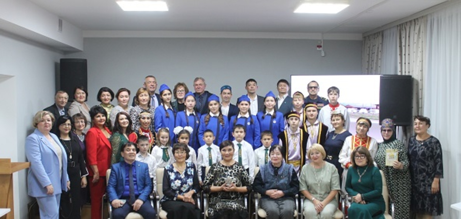 Моңнар яңгырап торды!