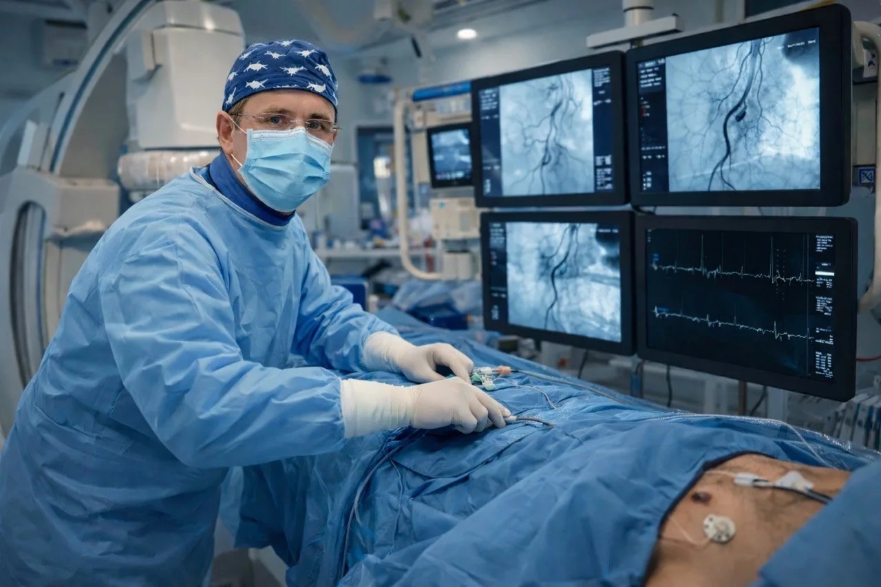 “Сезнең белән операция өстәле янында очрашмаска иде...”