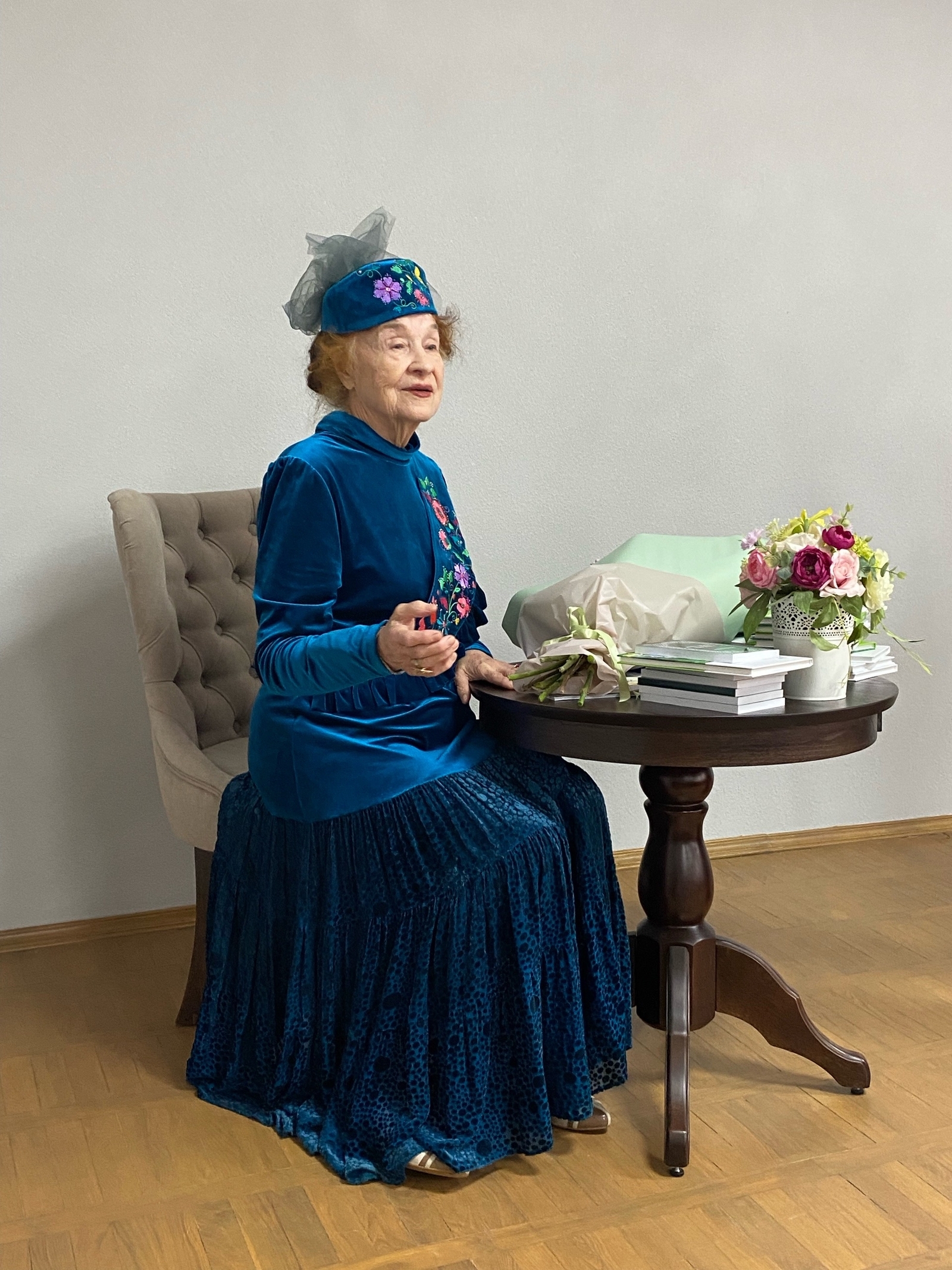 “Җырлар белән генә яшим мин!”