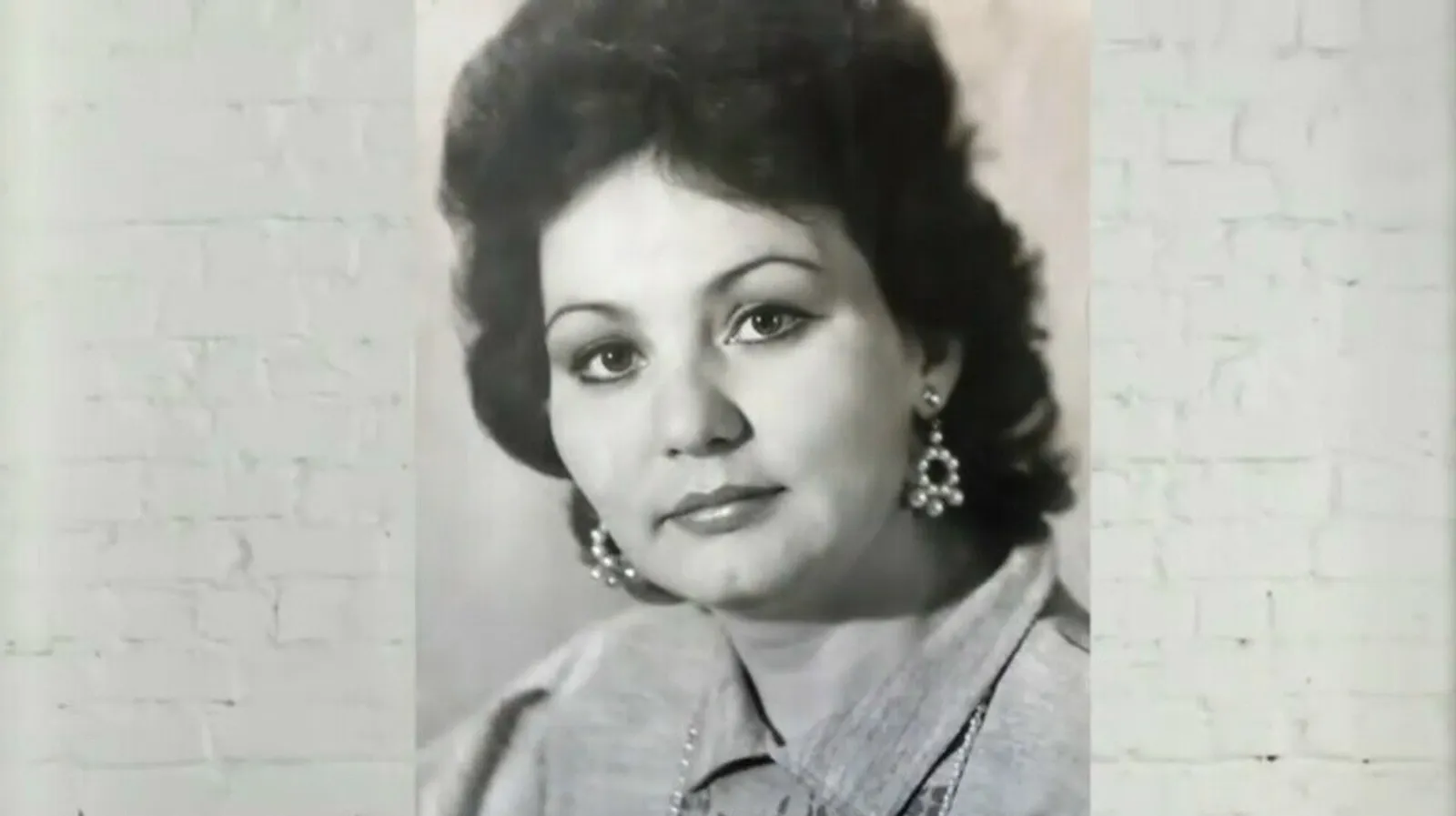 "Алты ел ялгыз хатын, ялгыз ана булып яшәдем..."