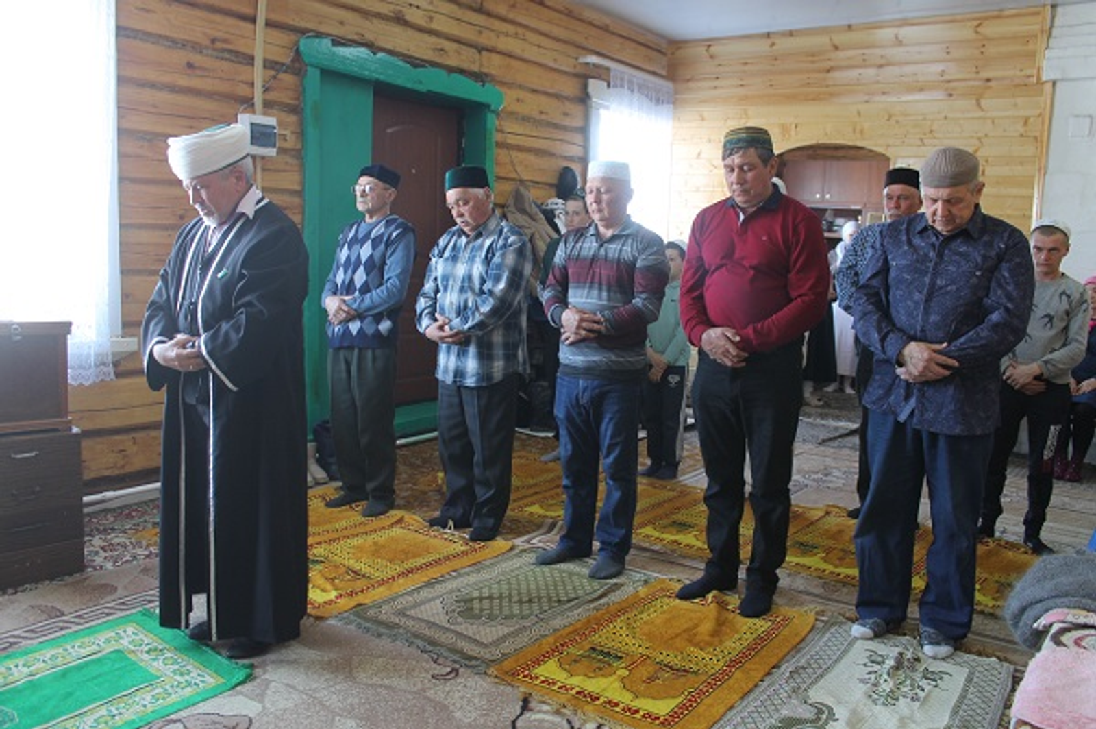 Иске Акташта бәйрәм рухы тантана итте