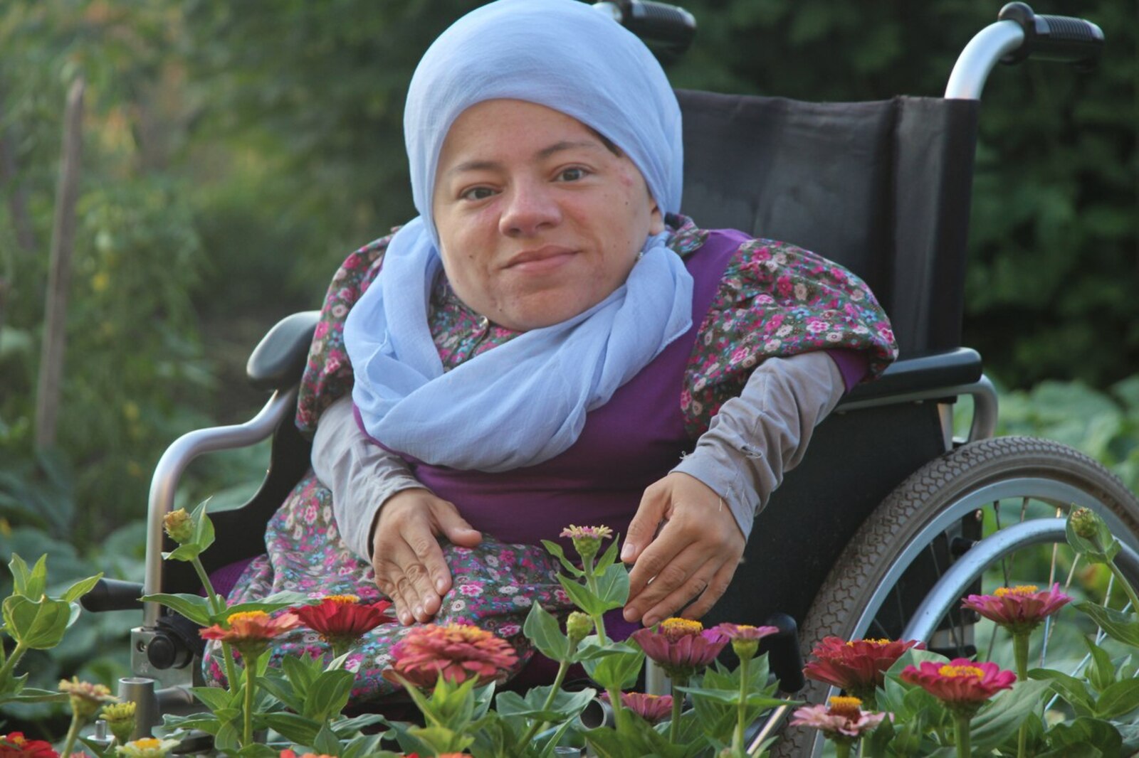 "Биш ел элек юк булдың..."