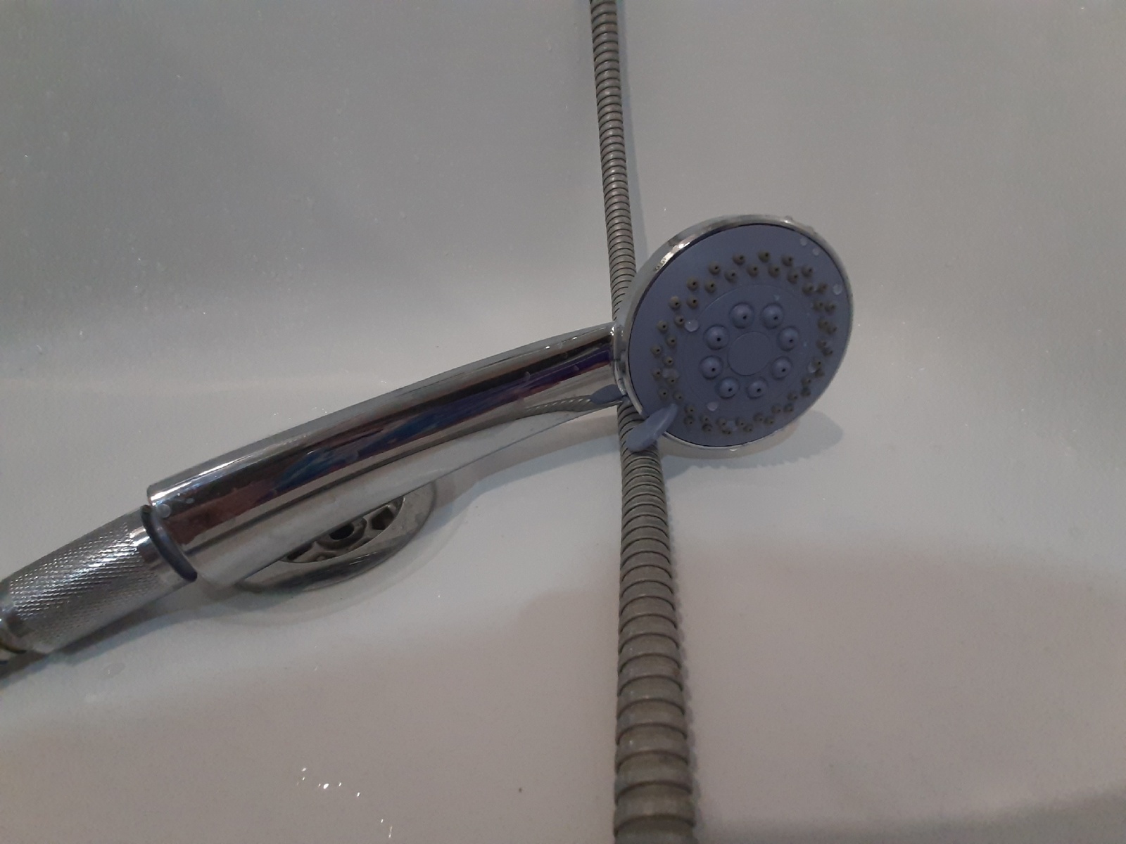 Чирләгәндә душта коенырга ярыймы?