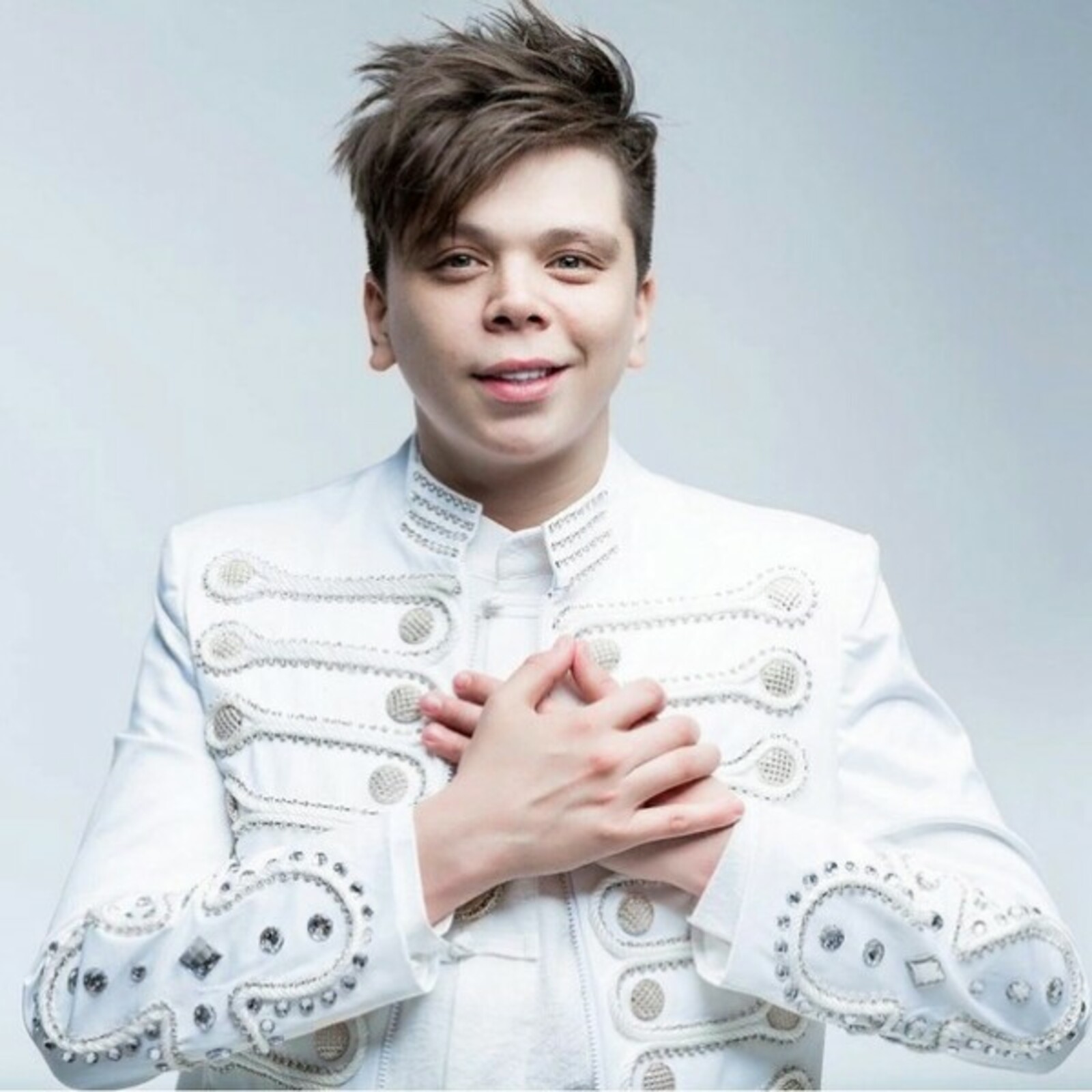 Элвин Грей концертында сугышканнар