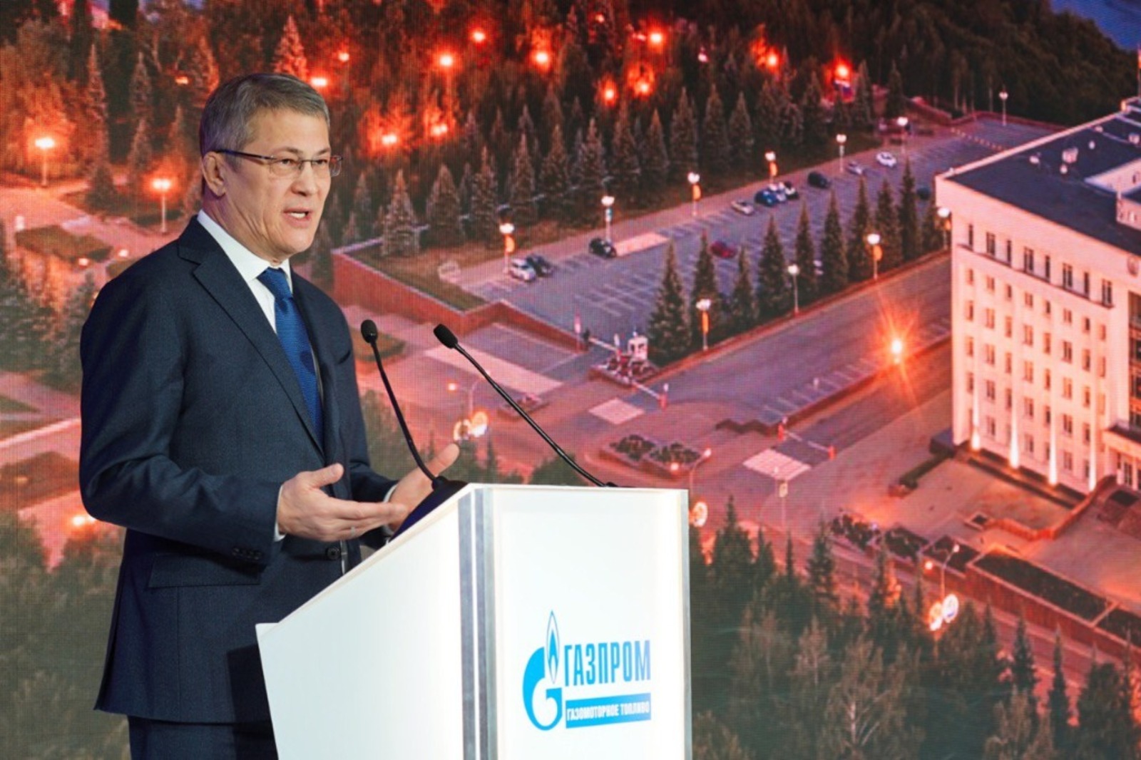 Республика партнеры - "Газпром газ-мотор ягулыгы" компаниясе 10 еллык юбилеен үткәрә