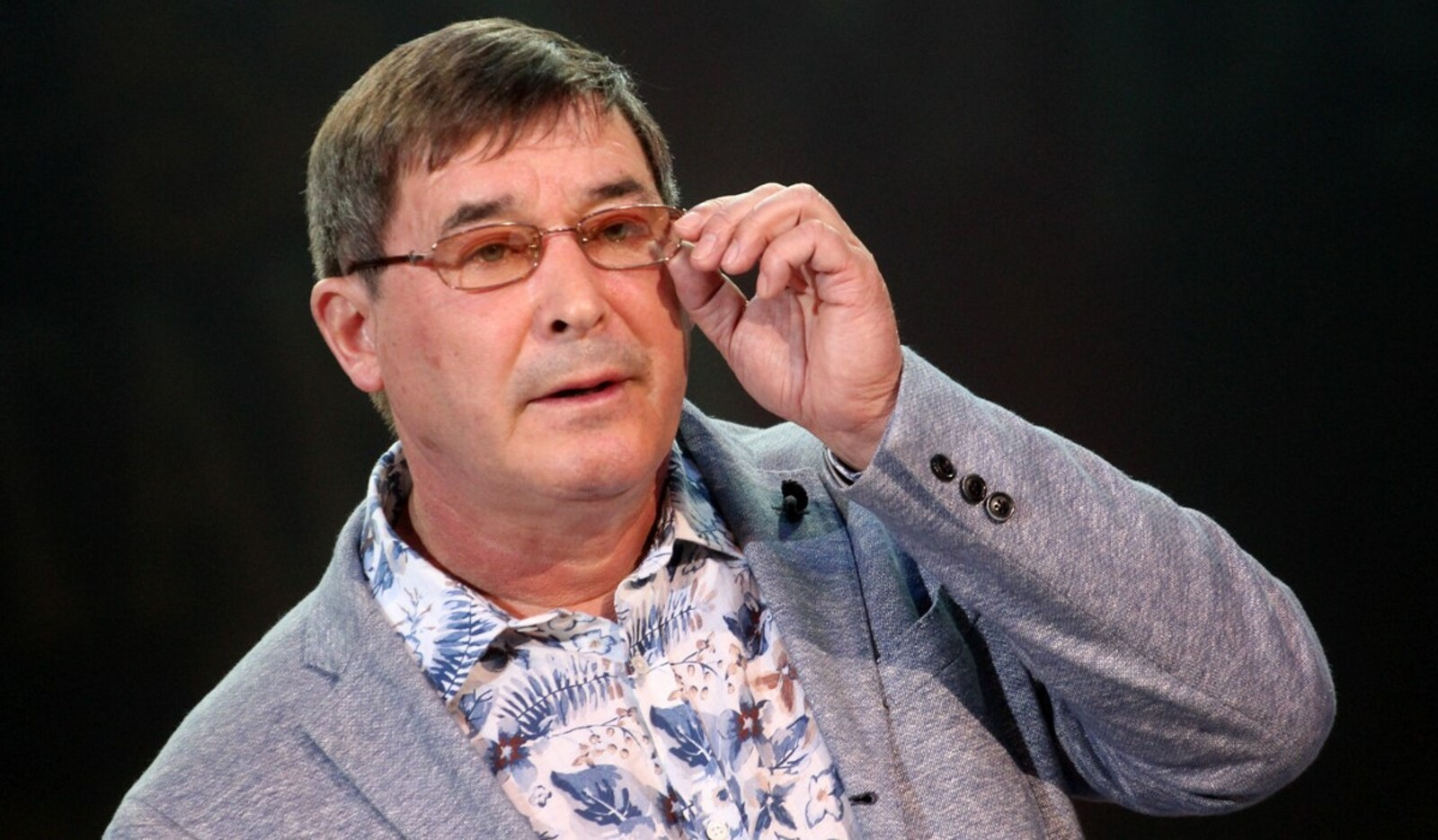 "Бу кеше белән бер дә кызык түгел..."