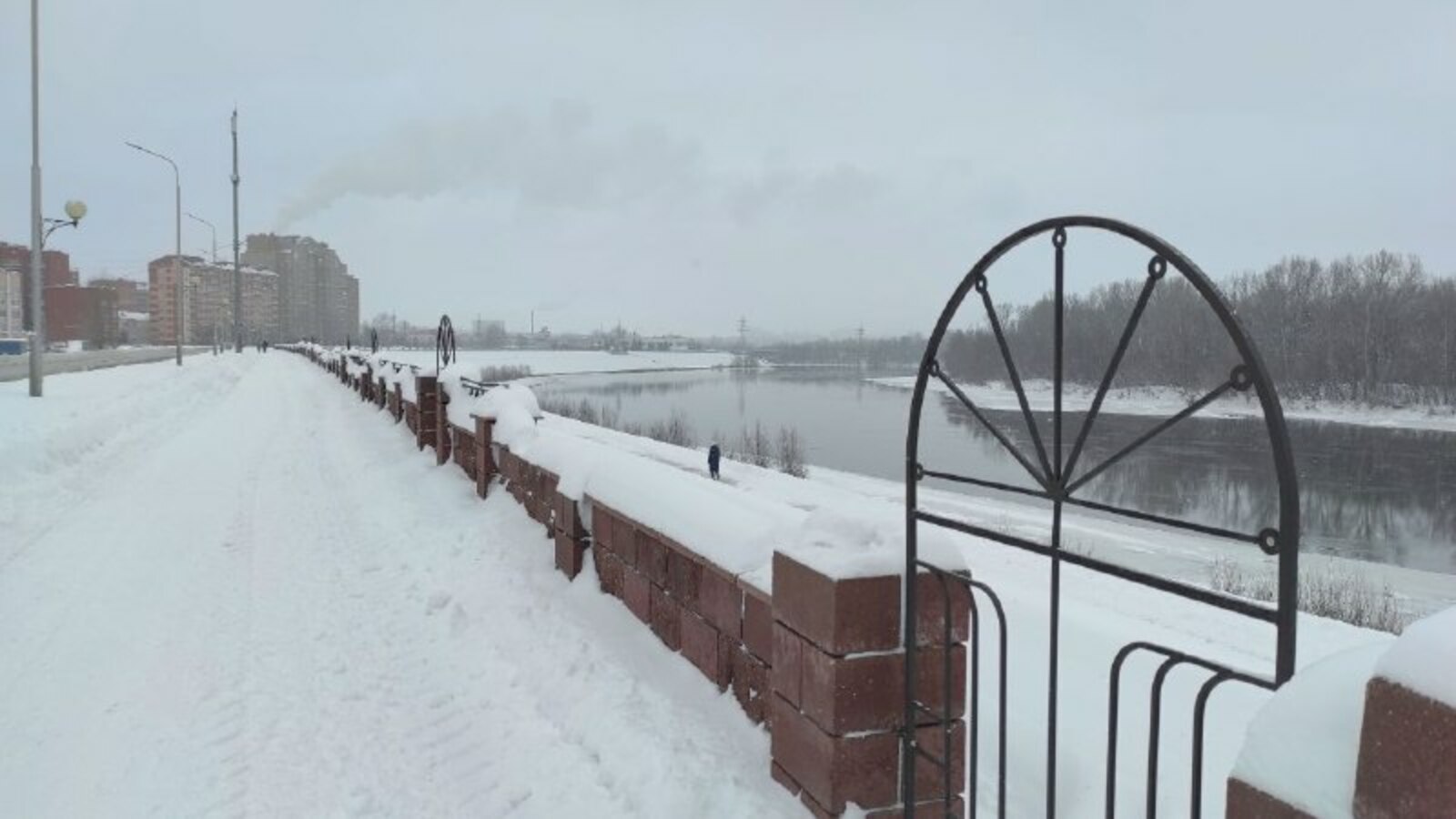 Бәхетлеләрнең серләре