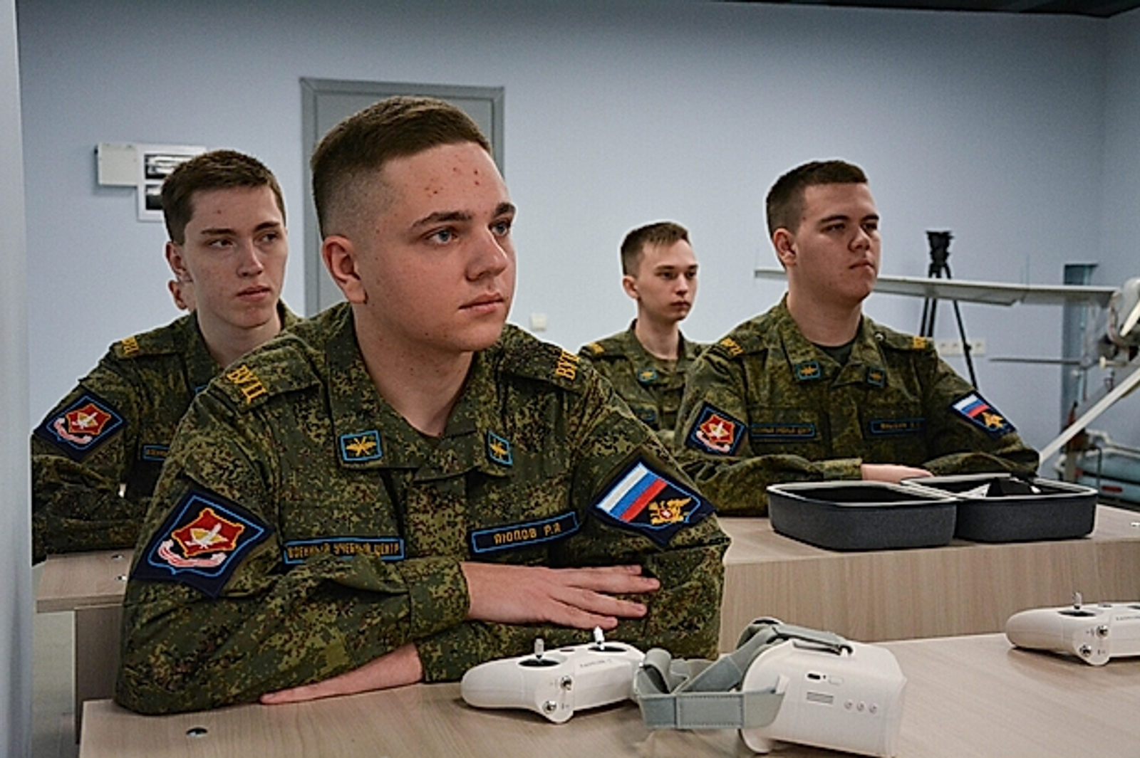 БПЛА операторлары "өченче линиядән" торып эшли