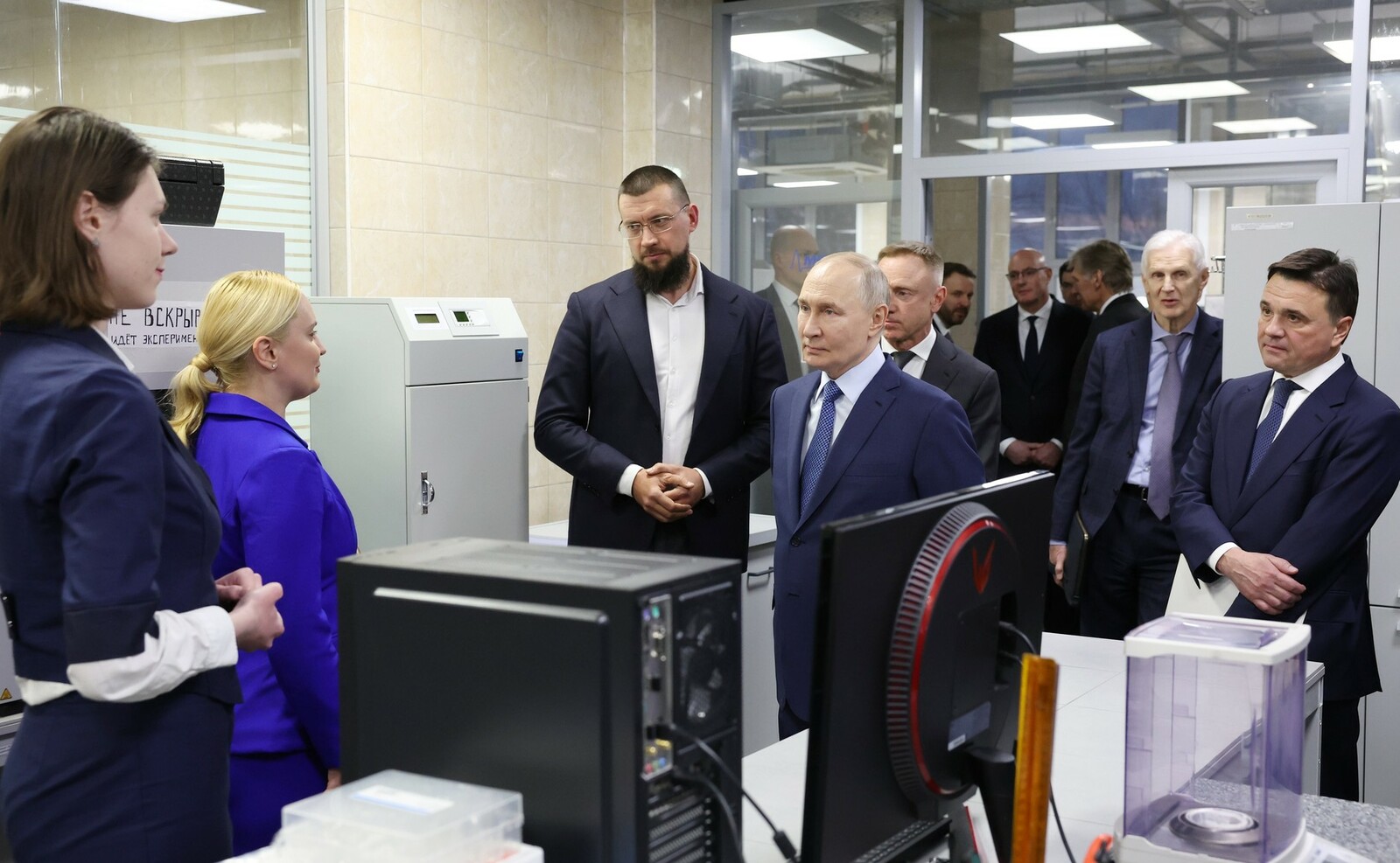 Нобель премиясенең киләчәк лауреатларына йөз тотабыз!