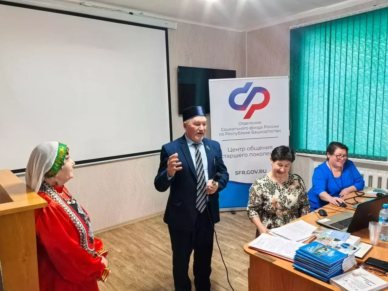 Авылдан башланган иҗат юлы