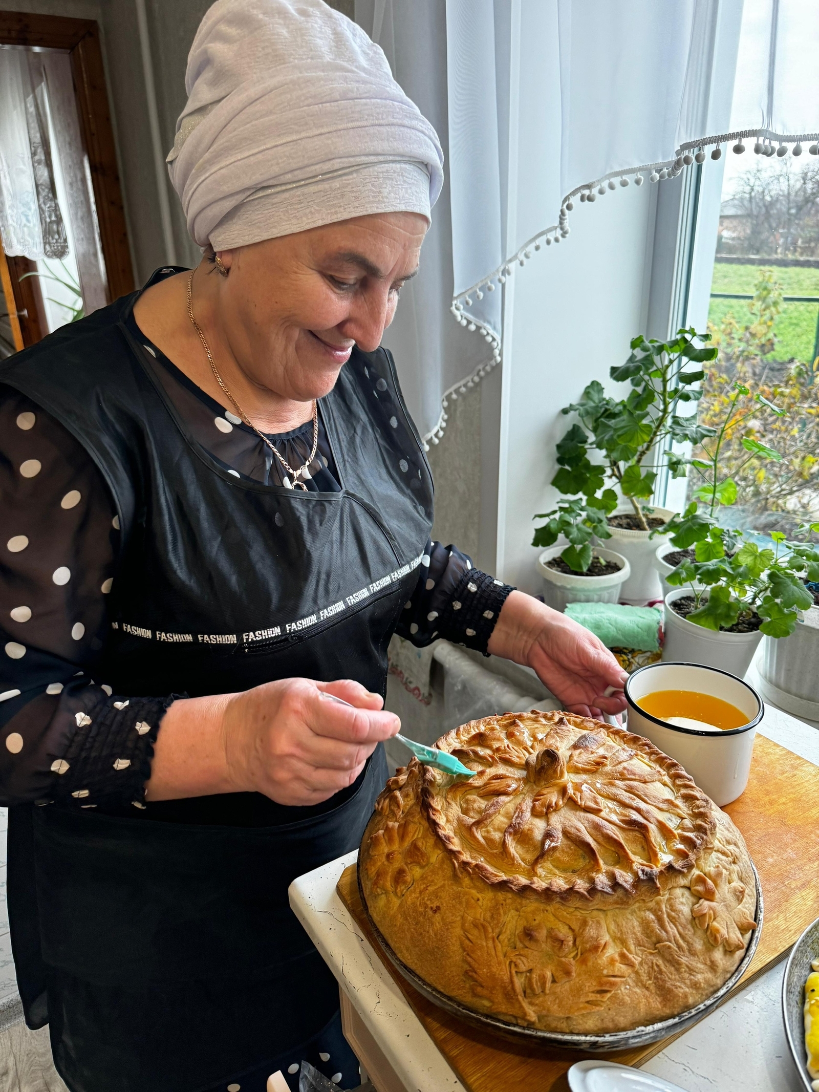 Табын уртасында кояш кебек балкый!