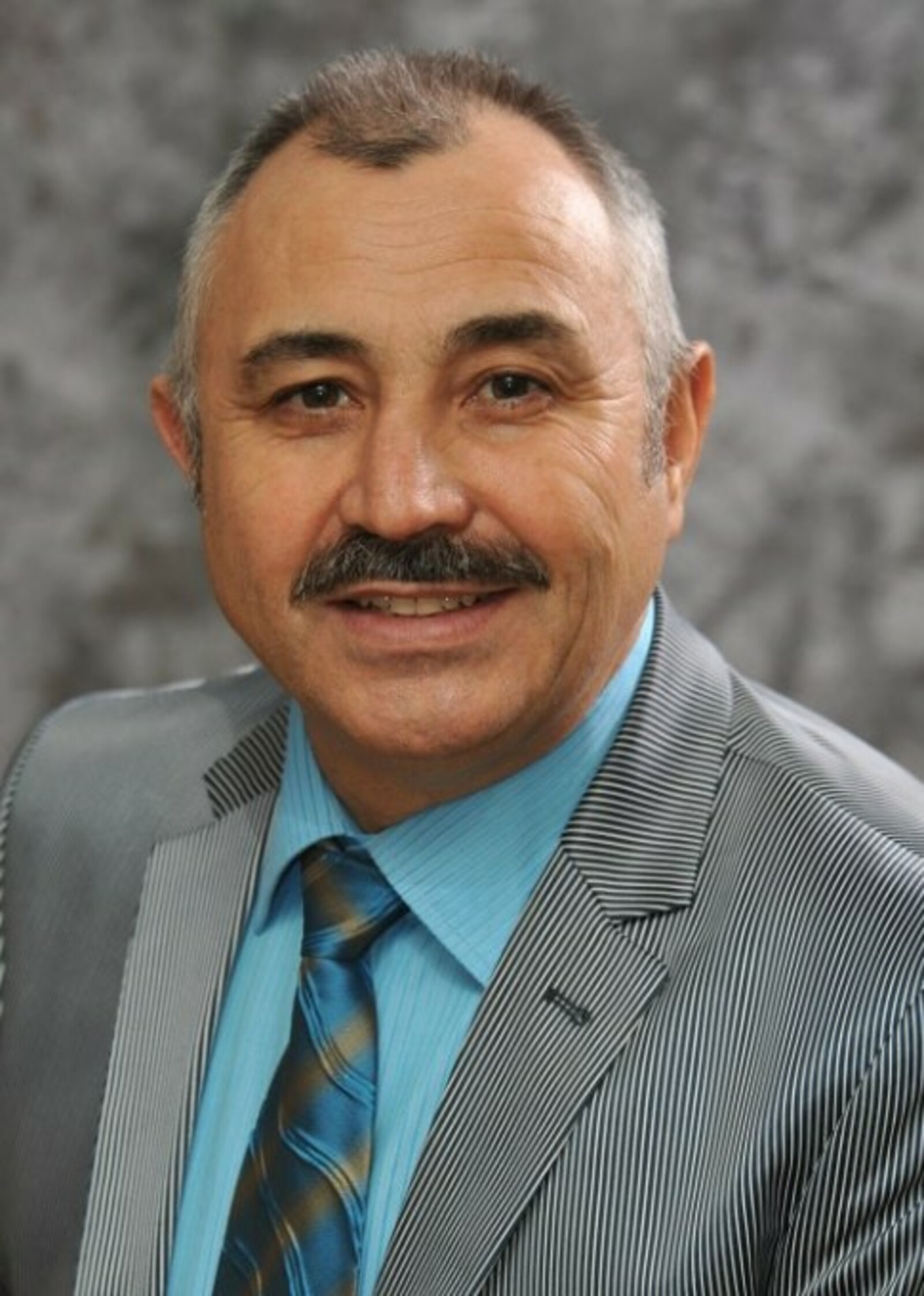 Символ – берләштерүче ул