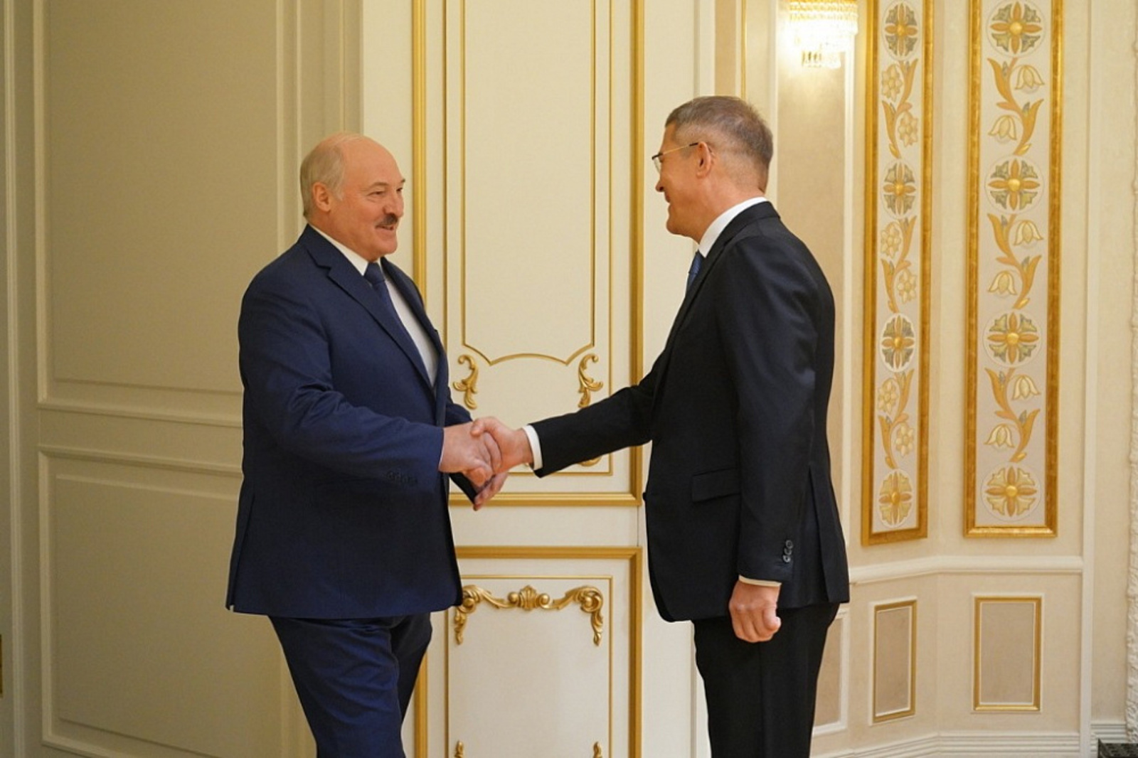 Радий Хәбиров белән Александр Лукашенконың эшлекле очрашуы булды